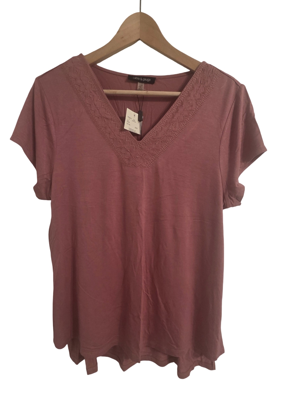 Cable & Gauge Mauve V-Neck Embroidered Women's Top